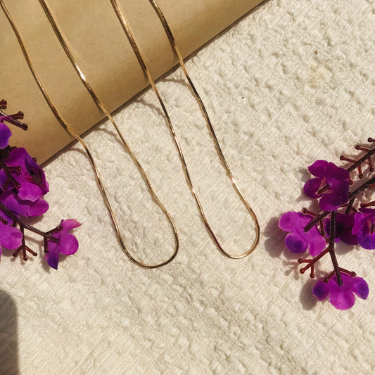 Radiant Golden Charm Neck Chain✨|Effortless Elegance for Every Occasion! 💫